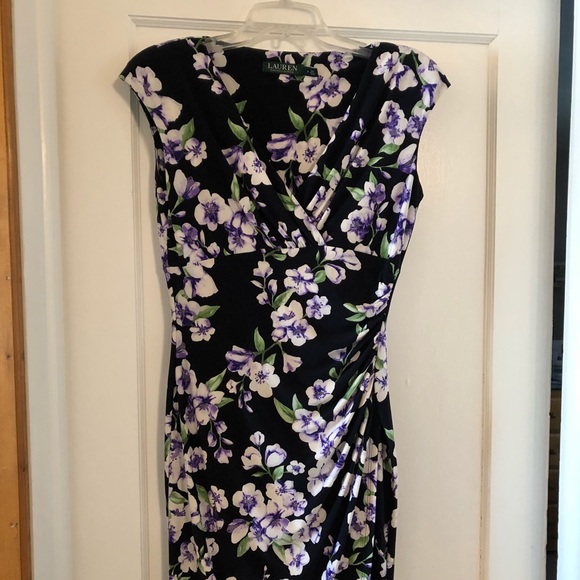 Lauren Ralph Lauren v neck dress - Picture 4 of 4